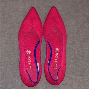 Pink pointy toe Rothys